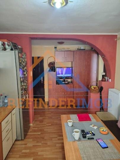 Vanzare apartament 2 camere cu Centrala Termica zona Rahovei - Barca